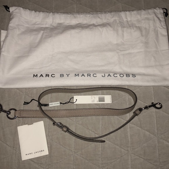 Marc Jacobs Classic Leather Satchel - Picture 6 of 6